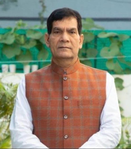 ऊर्जा मंत्री ए.के. शर्मा के प्रयास रंग लाए: घोसी चीनी मिल के तीन गन्ना क्रय केंद्र बहाल