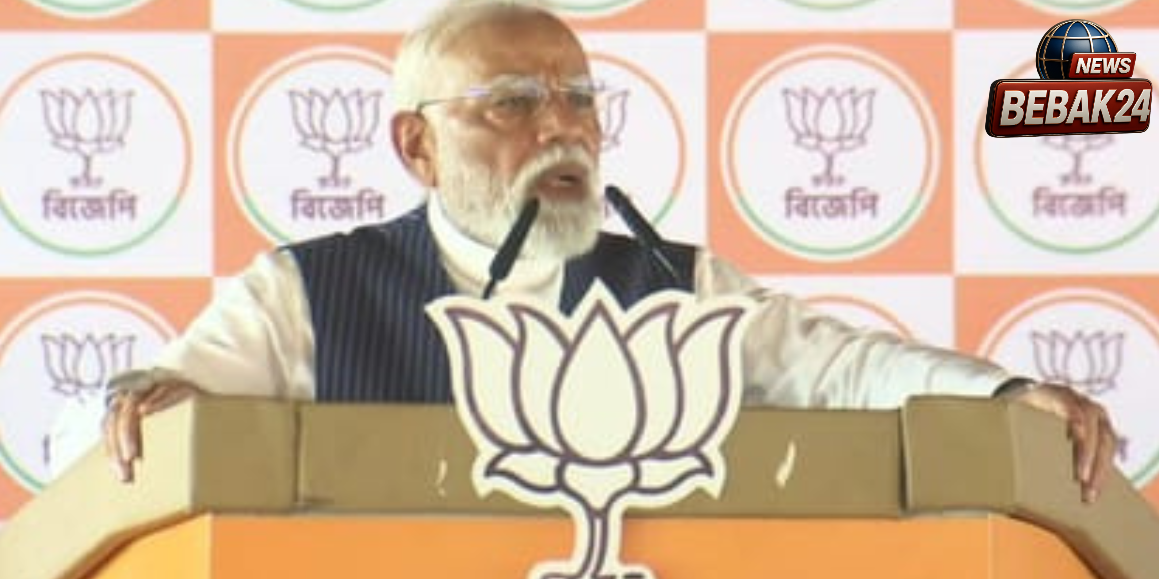 पानीहाटी में गरजे पीएम मोदी: "आरजी कर की बिटिया को मिलेगा न्याय, हर दोषी को खोजकर सजा दिलाएगी भाजपा"; पीड़ित डॉक्टर की मां स्वप्ना देबनाथ के लिए मांगा आशीर्वाद