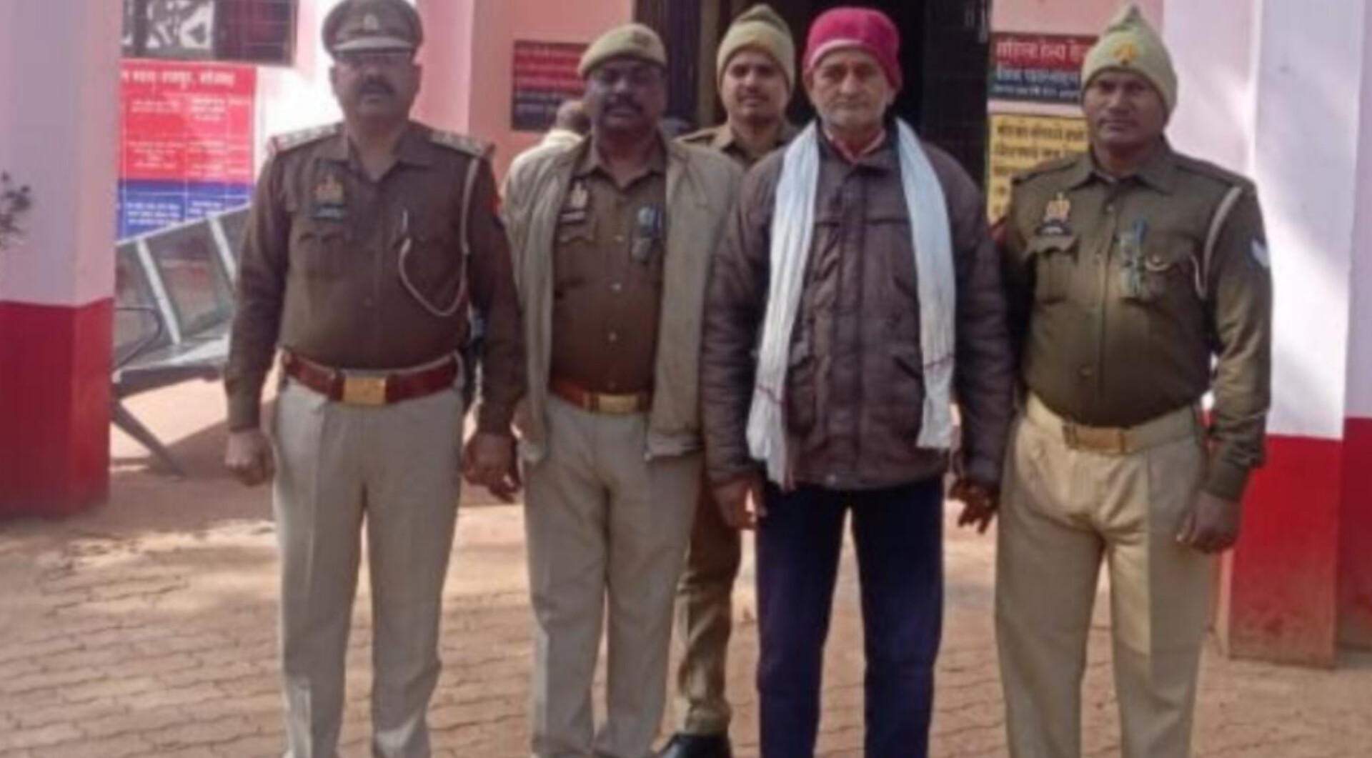 गैंगस्टर एक्ट का वांछित गिरफ्तार, पशु तस्करी में प्रयुक्त वाहन सीज