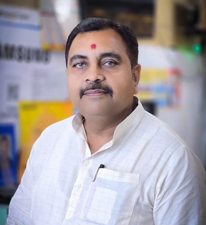 महिला अधिवक्ता से मारपीट निंदनीय, 'UP 64' निजी वाहनों को मिले टोल से मुक्ति: डॉ. धर्मवीर तिवारी