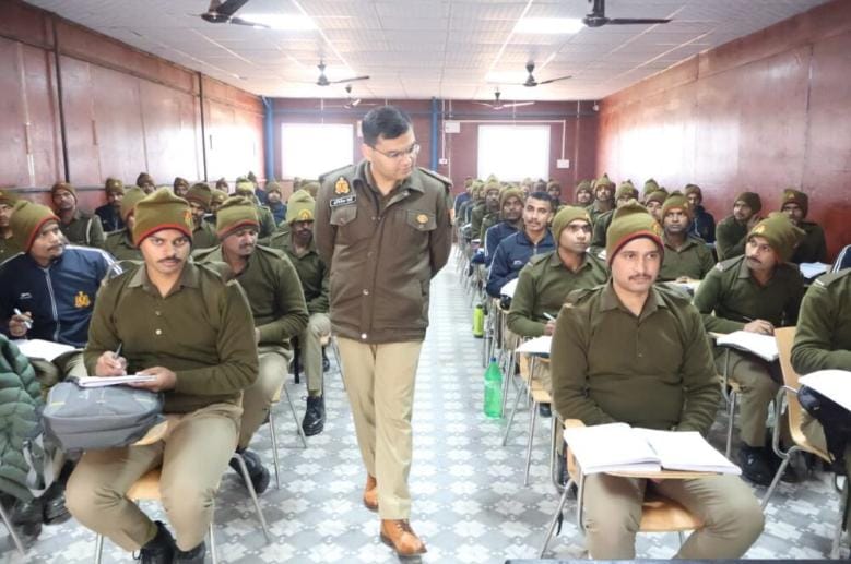 नए कानूनों की समझ ही बनेगी प्रभावी पुलिसिंग का आधार': एसपी अभिषेक वर्मा