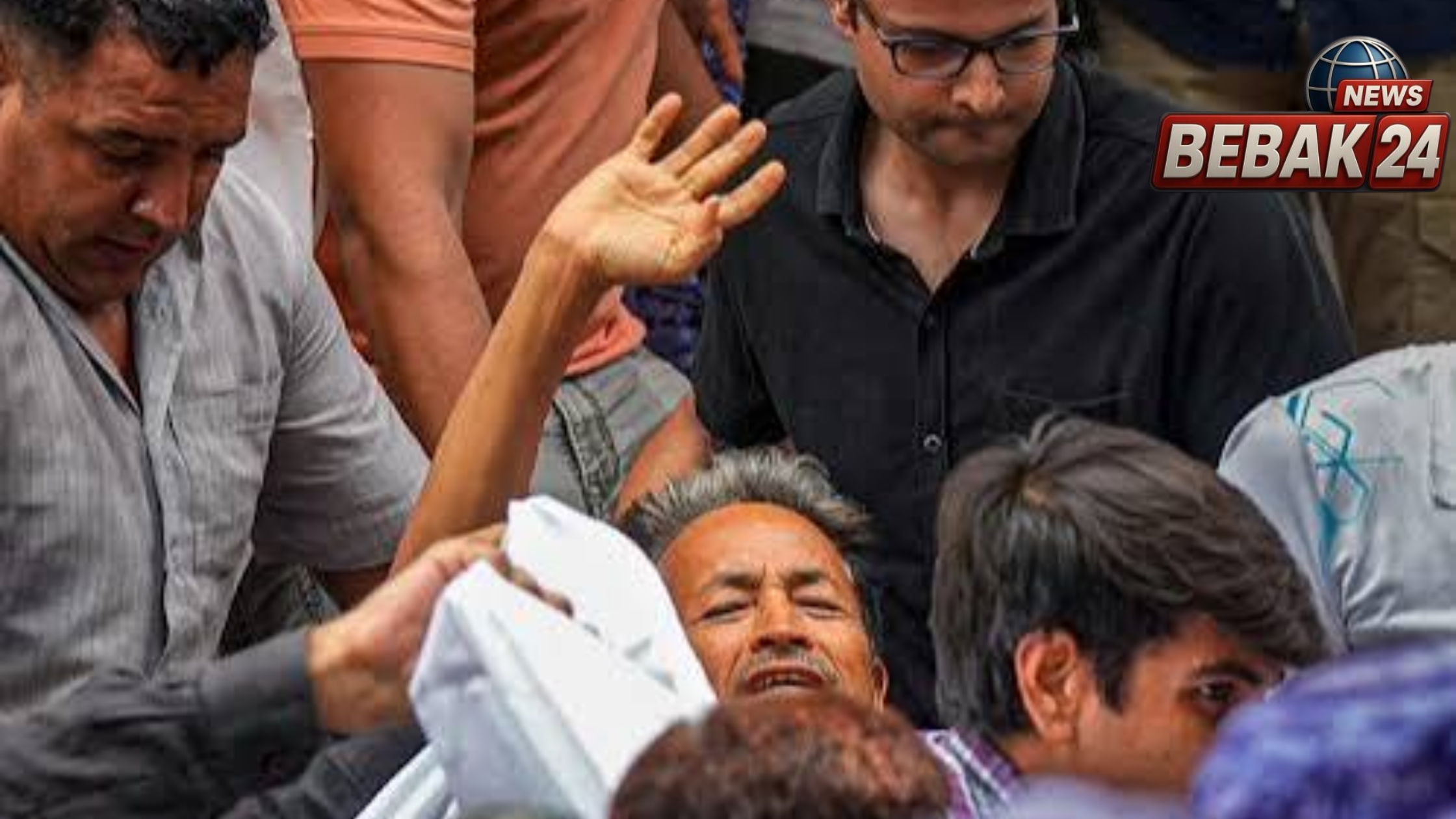 जंतर-मंतर पर CJP का 'हल्ला बोल' जारी! राहुल गांधी का बड़ा हमला&mdash; "10 सालों में 152 पेपर लीक, एक भी दोषी को सजा नहीं"