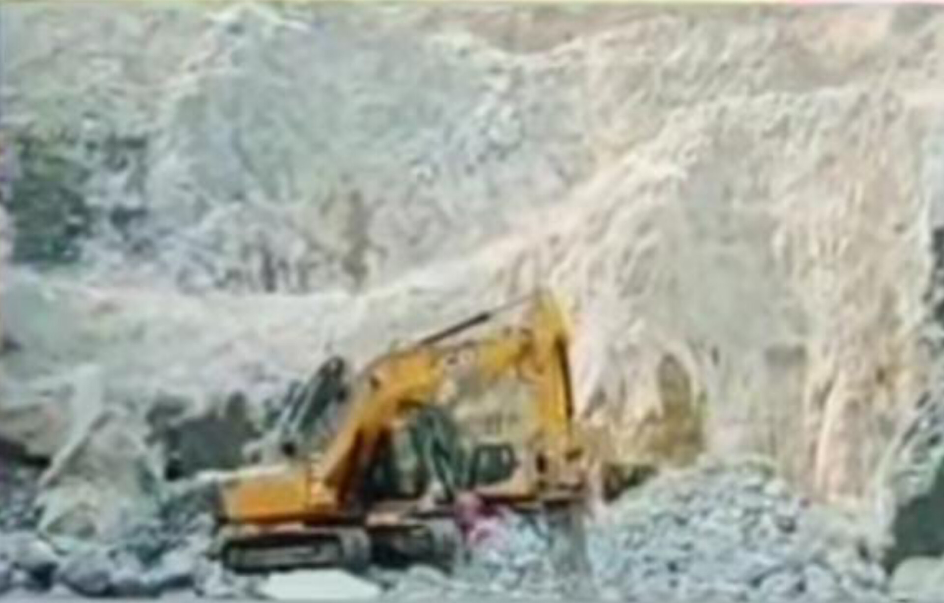 सोनभद्र नरसंहार: मौत की खदानों का 'किंगपिन' अभिषेक सिंह काके फिर रडार पर, SIT ने कसा पांच गुप्त पार्टनरों पर शिकंजा