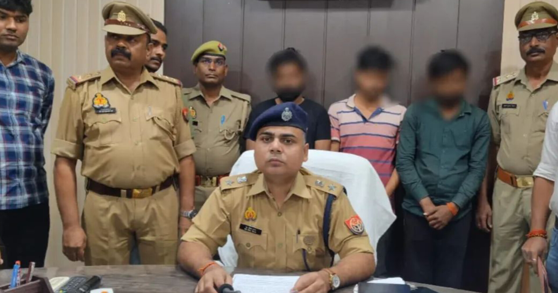 गाजीपुर पुलिस का 'ऑपरेशन क्लीन', करोड़ों की साइबर ठगी करने वाले अंतर्राज्यीय गिरोह के 3 गुर्गे गिरफ्तार!