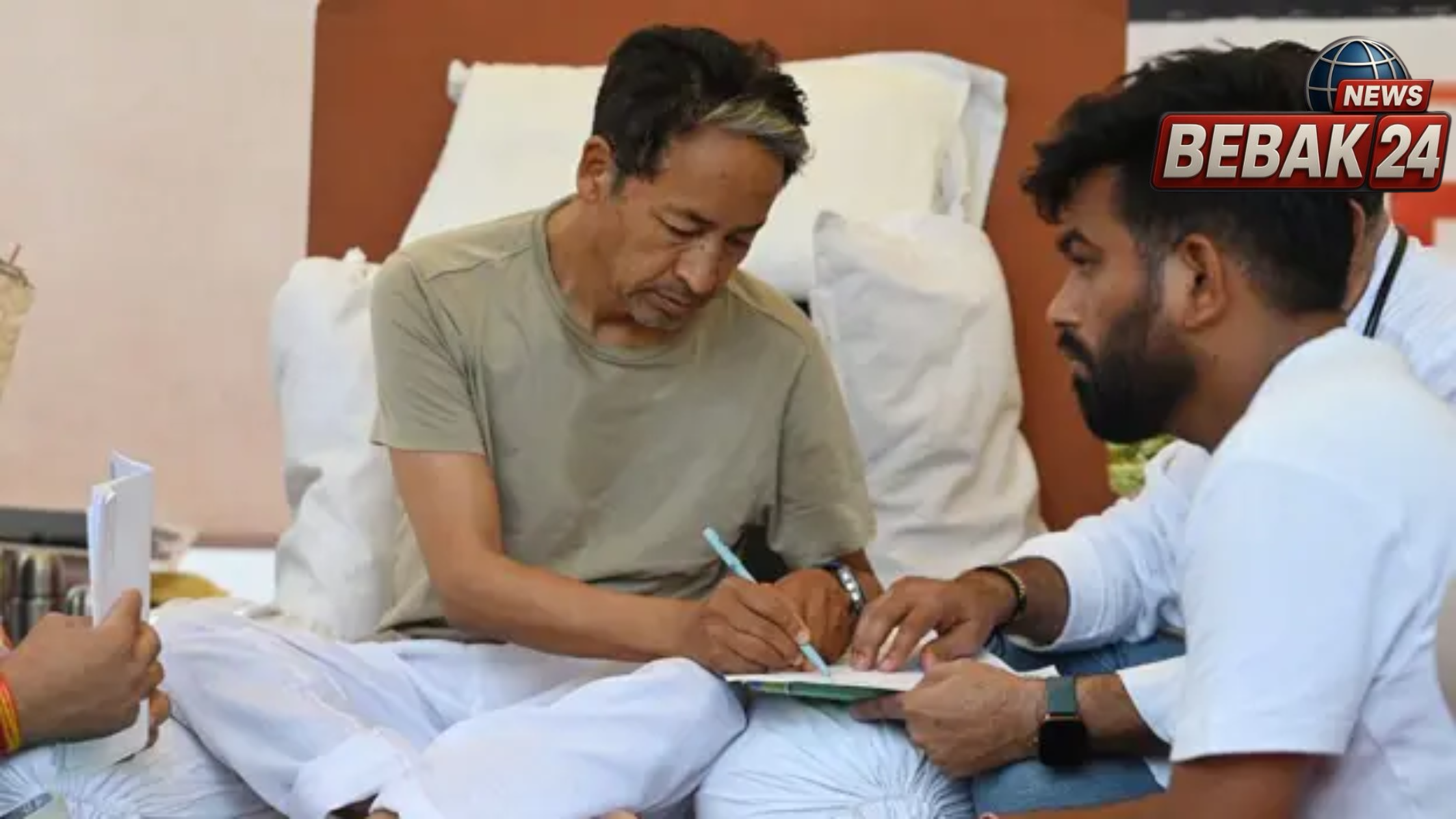 अनशन के 23वें दिन अस्पताल के 'पहरे' से सोनम वांगचुक का बड़ा एलान! अनशन खत्म करने के लिए रखीं 3 शर्तें, हाई कोर्ट से लगा झटका