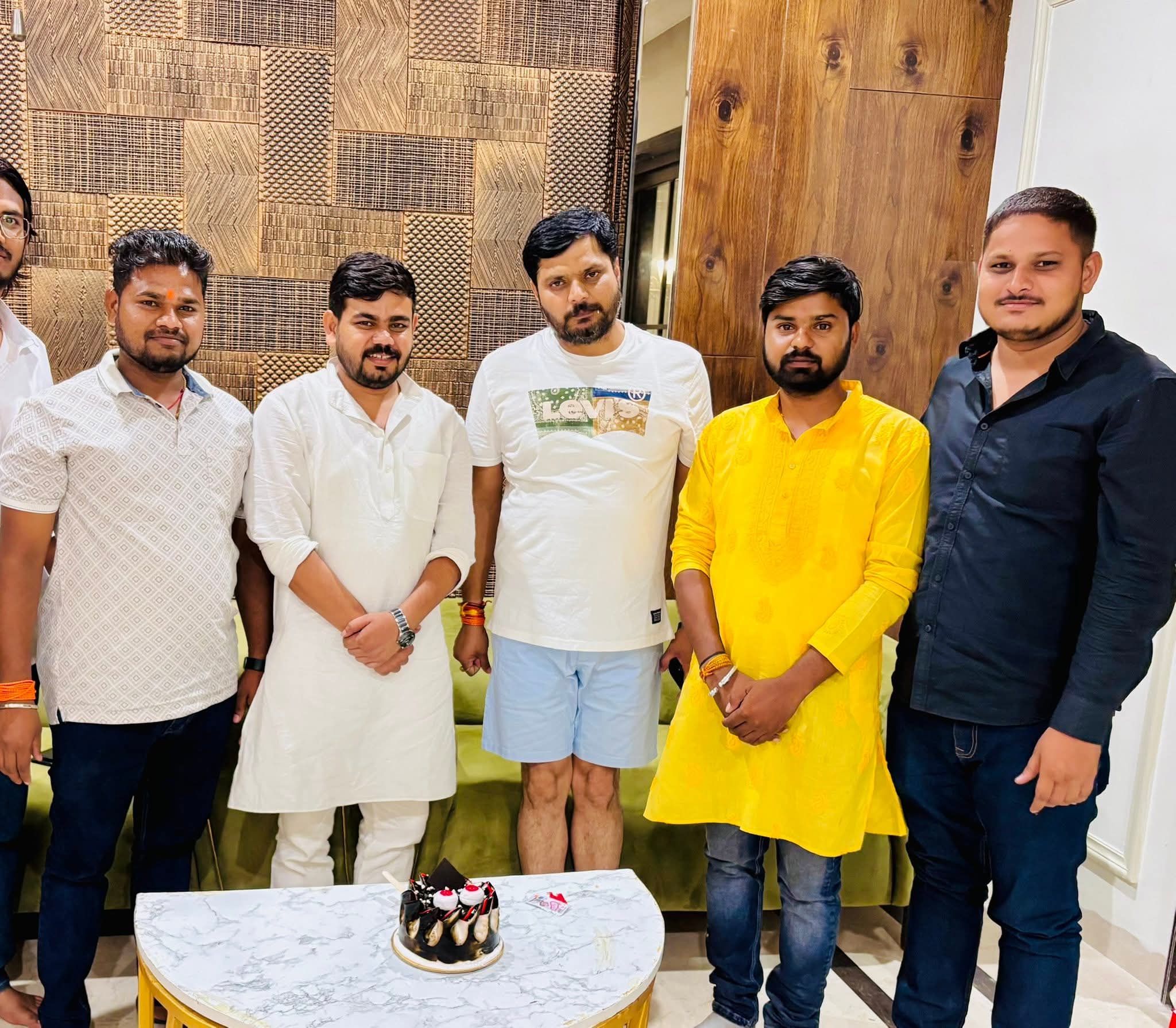 प्रतिबंधित कफ सिरप तस्करी रैकेट:  सिंबर्खास्त सिपाही आलोक सिंह stf जांच के दायरे में