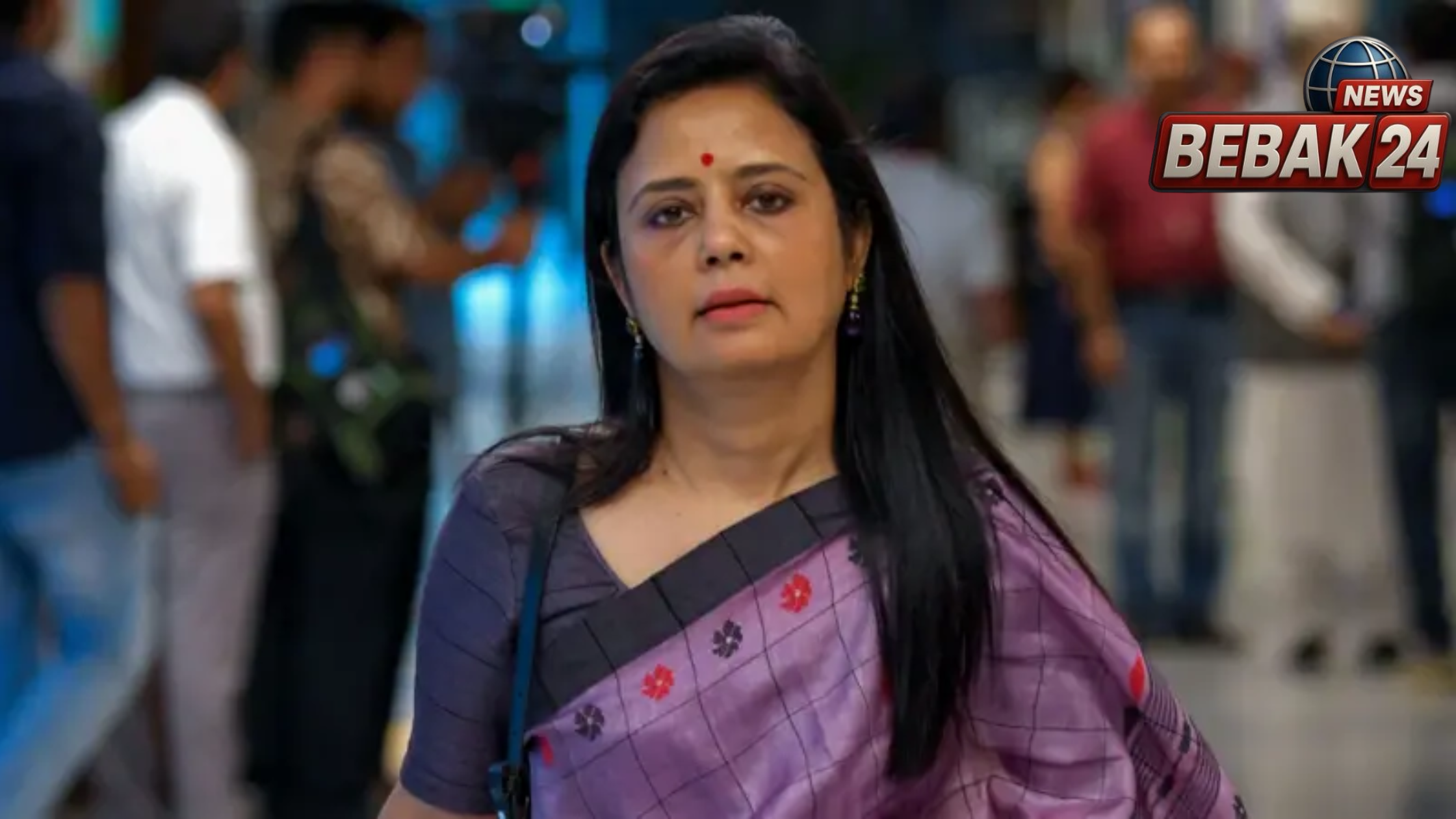 संसद के बाहर सरकार और विपक्ष आमने-सामने, महुआ मोइत्रा बोलीं- 'क्या आपने ऐसा कभी देखा है?'