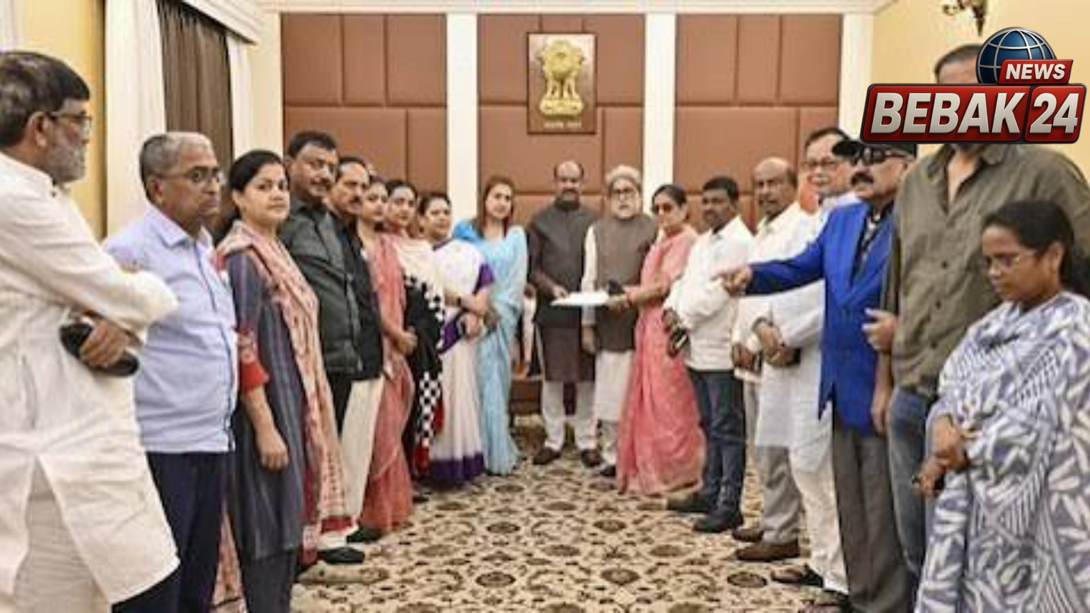 टीएमसी के 20 बागी सांसदों को नोटिस, 7 दिन में देना होगा जवाब