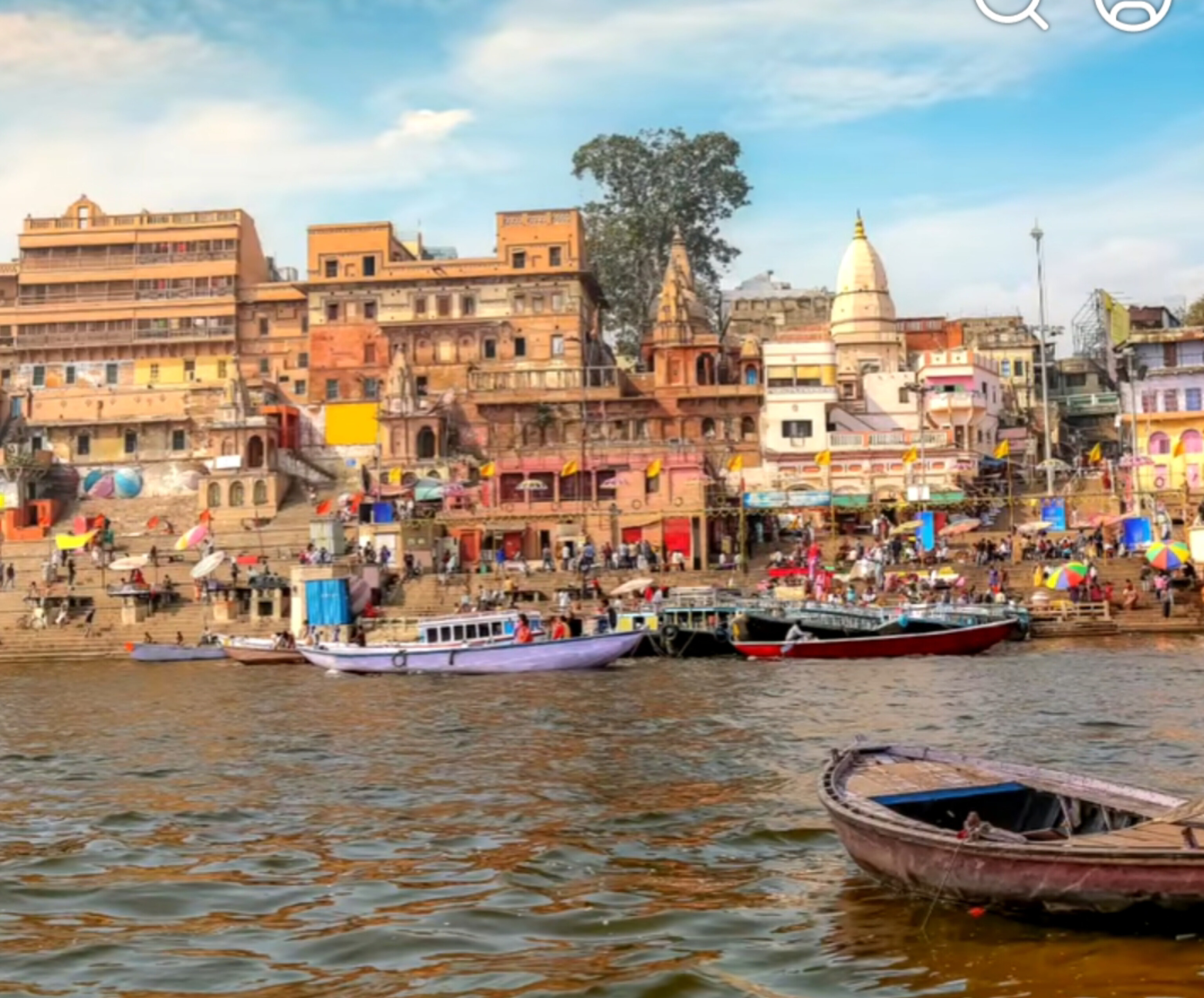 गंगा का जलस्तर सामान्य, वाराणसी में फिर गरजीं पतवारें