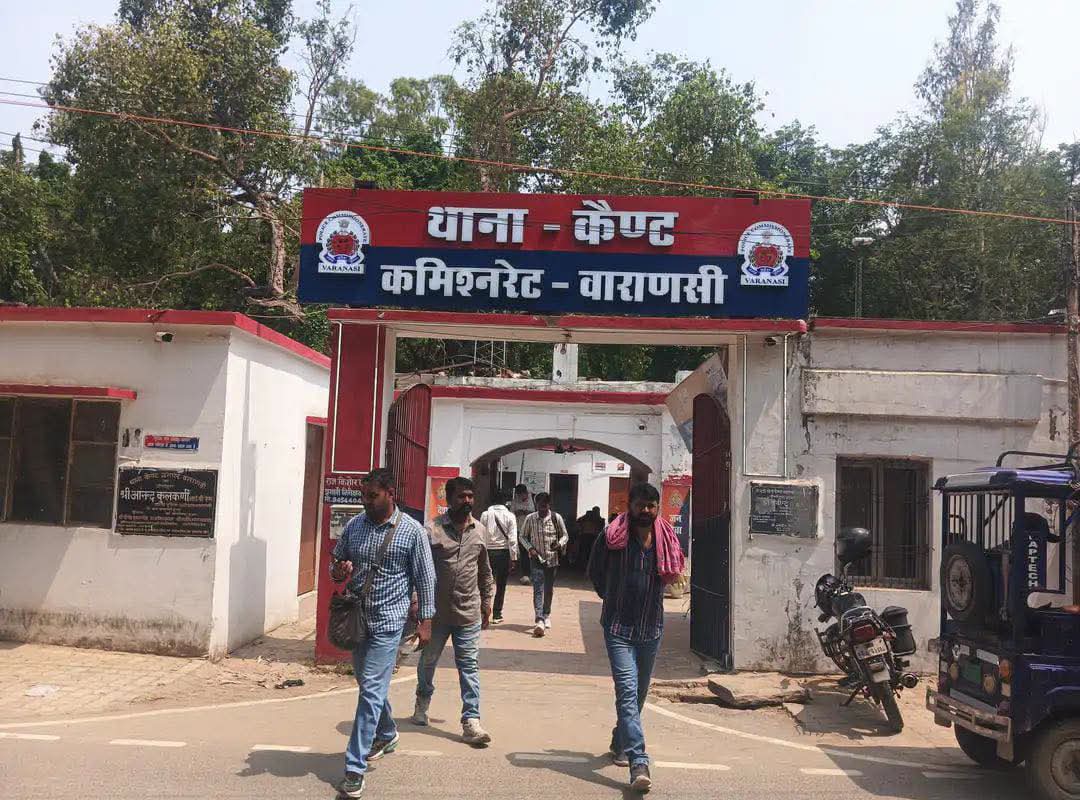 वाराणसी कचहरी के बाहर प्रशिक्षु अधिवक्ता पर हमला, झुन्ना पंडित गैंग के हिस्ट्रीशीटर पर लगा आरोप; पुलिस जांच में जुटी