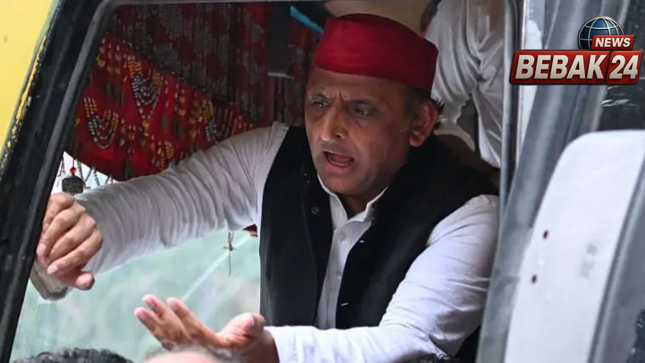 जंतर-मंतर से लौटे छात्र से अभद्रता का वीडियो वायरल, भड़के अखिलेश यादव बोले&mdash; 'भरोसे का विलोम है बीजेपी, तुरंत हो गिरफ्तारी