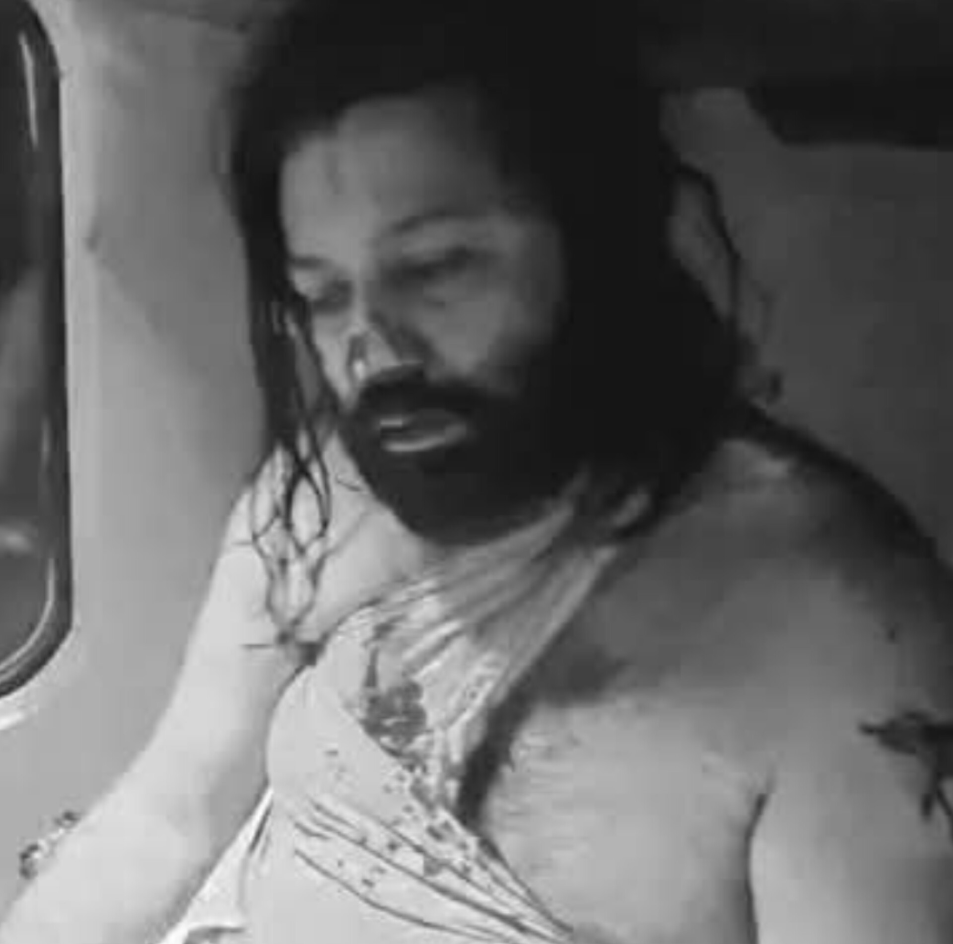 रीवा एक्सप्रेस में आशुतोष ब्रह्मचारी पर कातिलाना हमला, क्या 'शंकराचार्य' के खिलाफ मोर्चा खोलना पड़ा भारी?