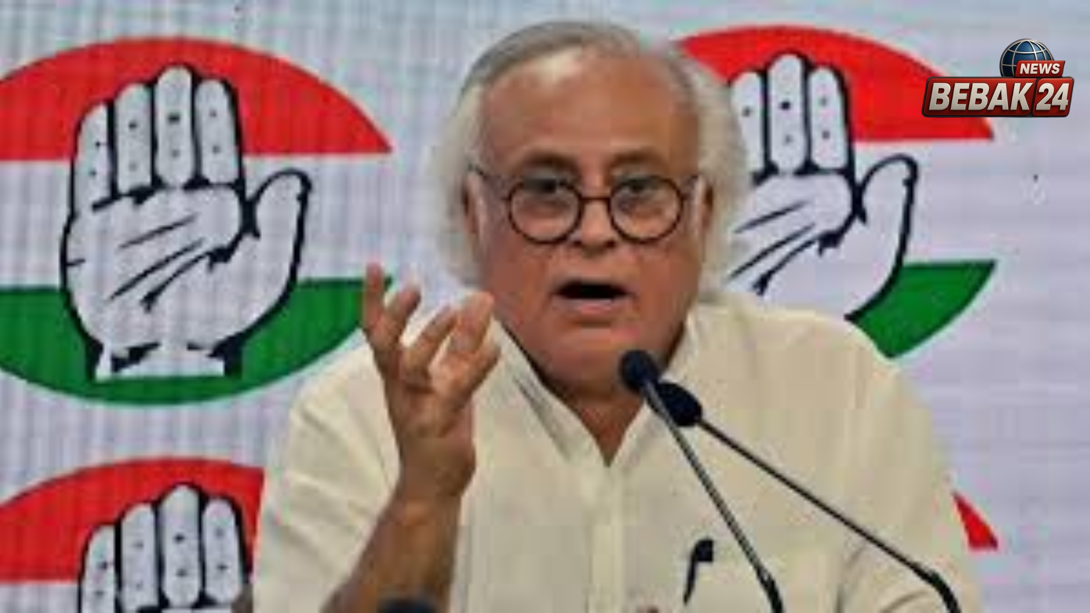  चुनाव आयोग के बाहर धरने पर बैठी कांग्रेस, जयराम रमेश का आरोप
