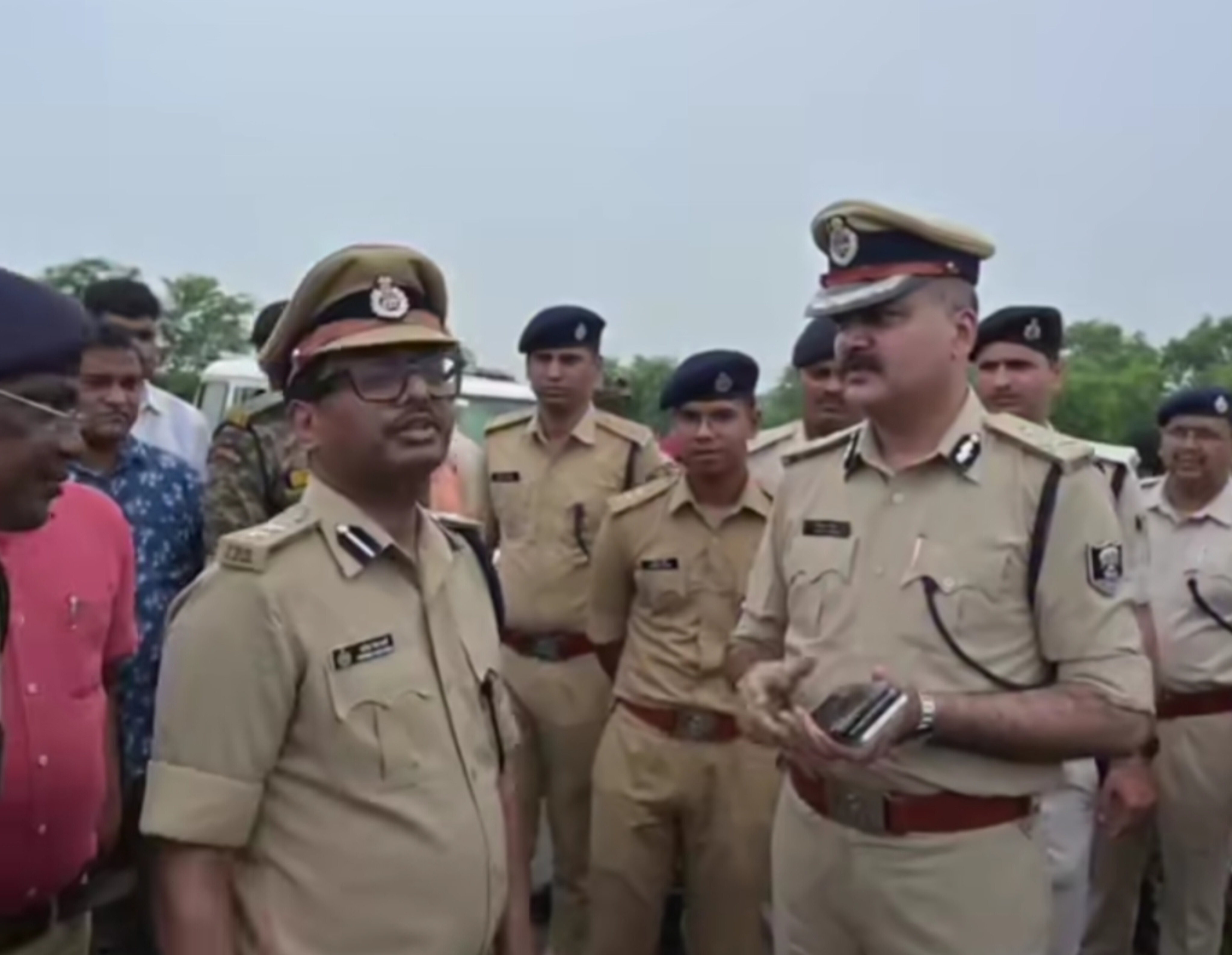 बिहार में प्रशासनिक तंत्र पर खूनी प्रहार: डेहरी EO विमल कुमार की निर्मम हत्या, विधायक पर लगा गंभीर आरोप!