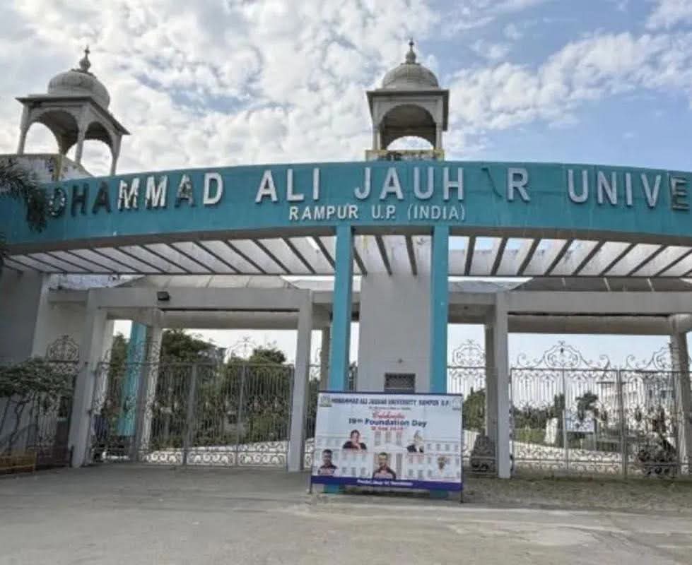 जौहर यूनिवर्सिटी मामले में आजम खान गुट को राहत, 38 भवनों पर बुलडोजर एक्शन पर रोक बरकरार