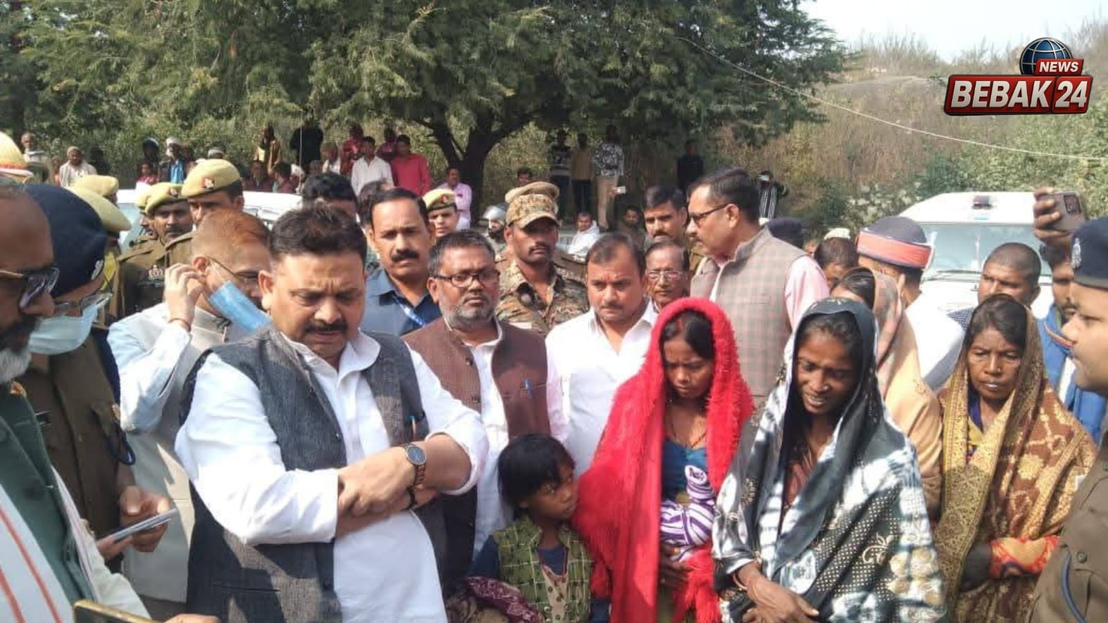 सोनभद्र खदान हादसा: मृतकों की संख्या 5, अवैध खनन के आरोपों के बीच रेस्क्यू जारी; मंत्री रविंद्र जायसवाल ने लिया जायजा