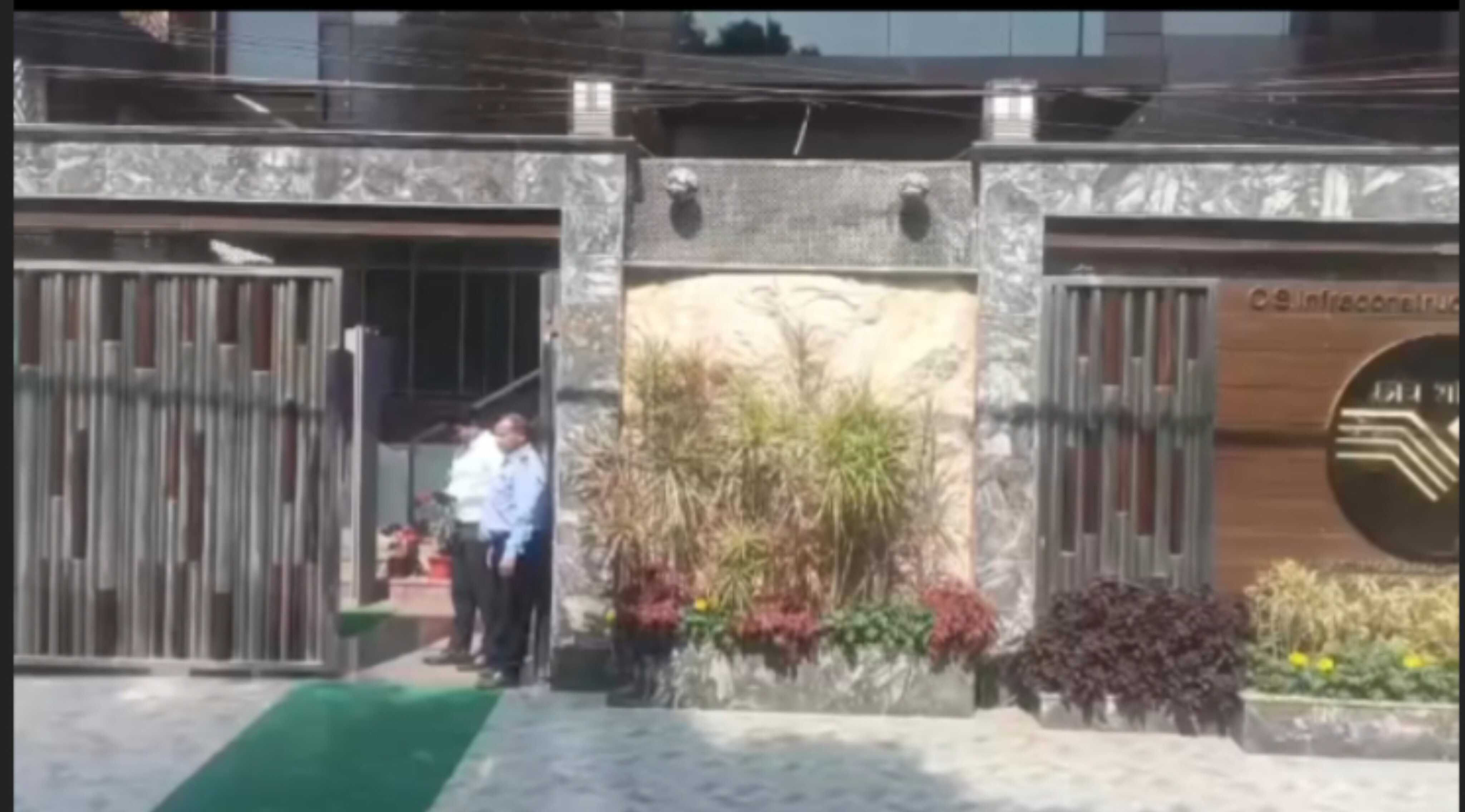 विधायक के ठिकानों पर 'कुबेर' का खजाना! 10 घंटे की रेड और 10 करोड़ बरामद!